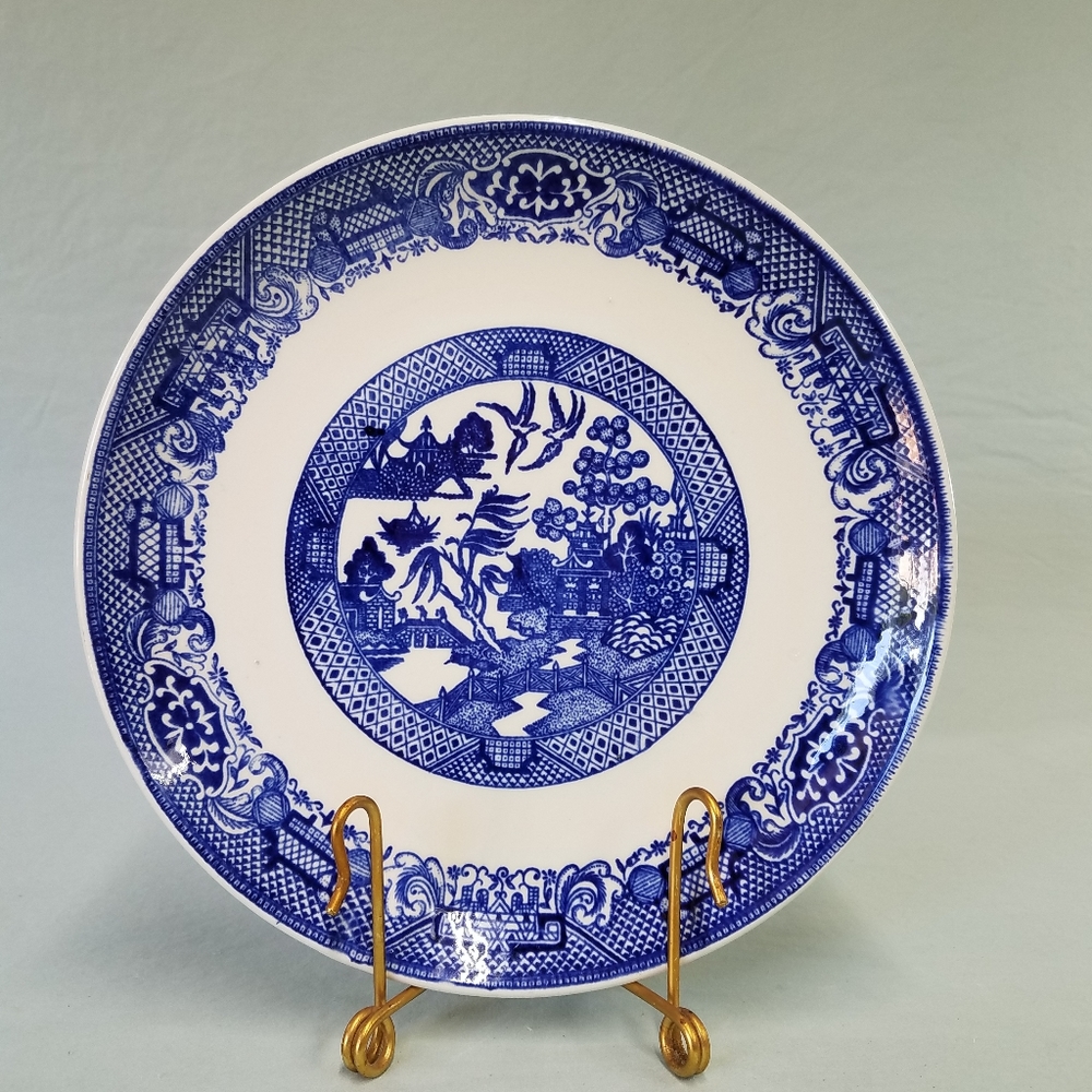 Blue Willow Ceramic Display Plate